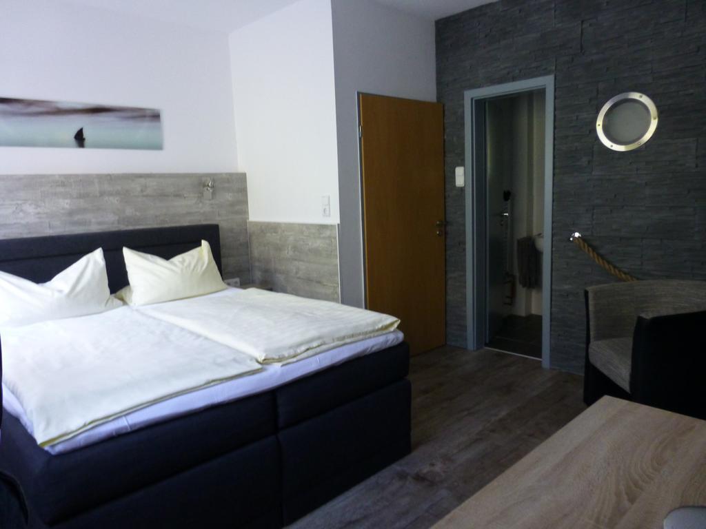Hotel Ruestersieler Hof Wilhelmshaven Bagian luar foto