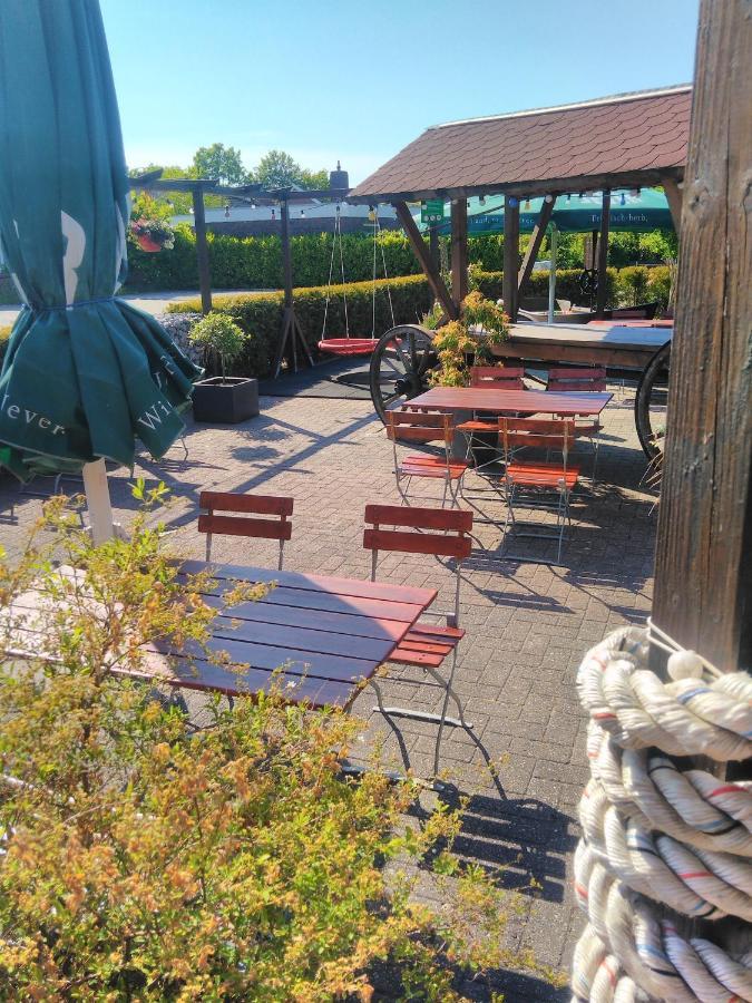 Hotel Ruestersieler Hof Wilhelmshaven Bagian luar foto