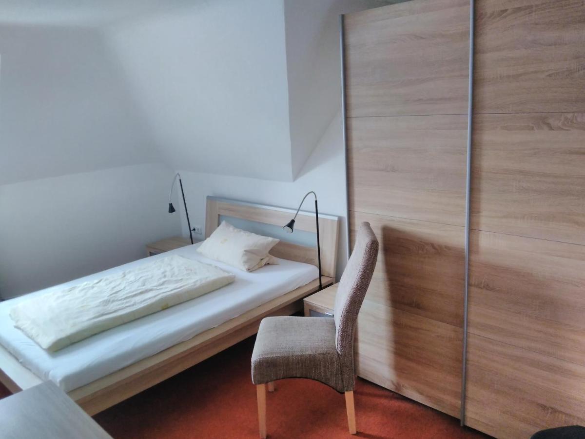 Hotel Ruestersieler Hof Wilhelmshaven Bagian luar foto